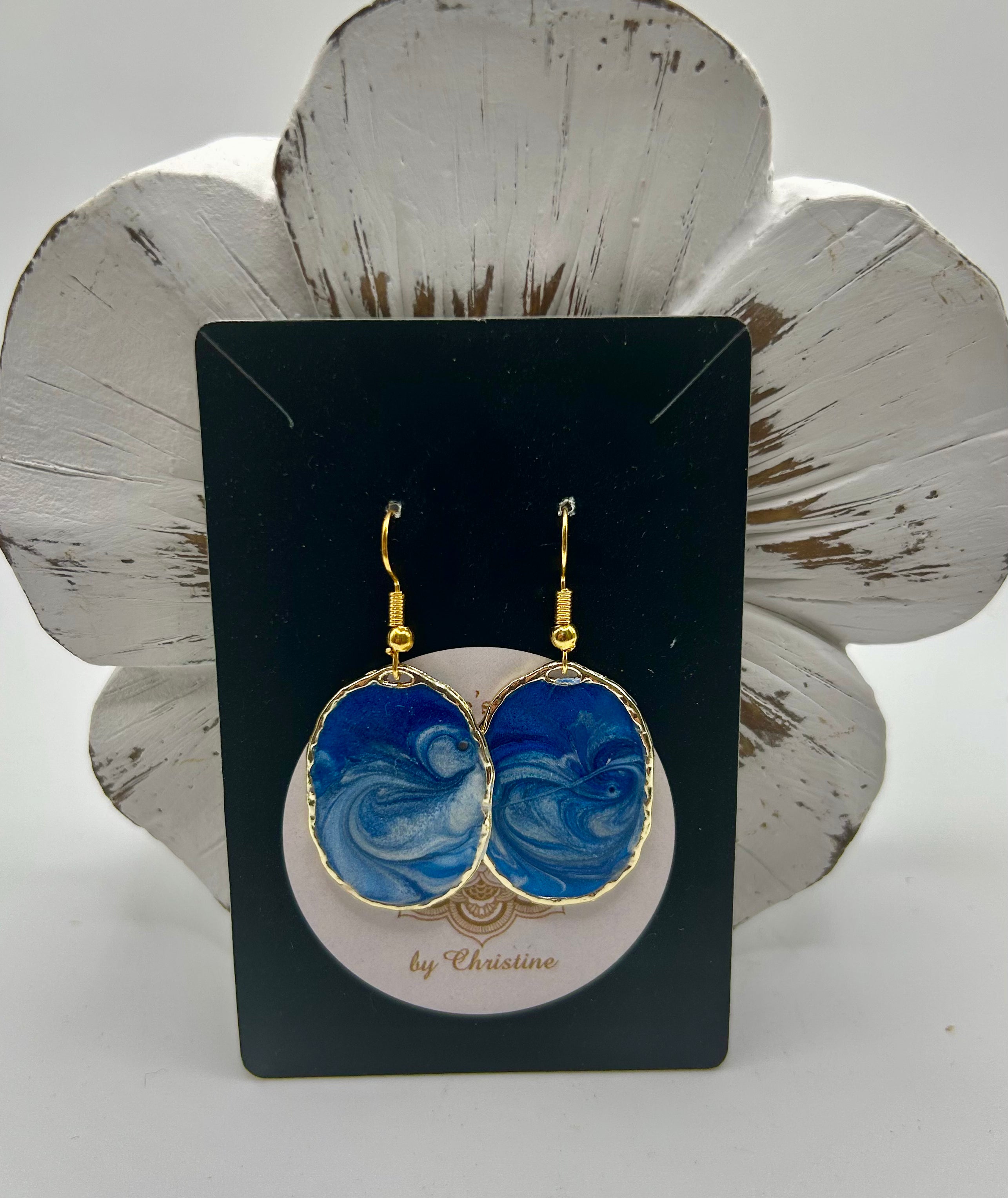 Deep Blue swirl oval/gold