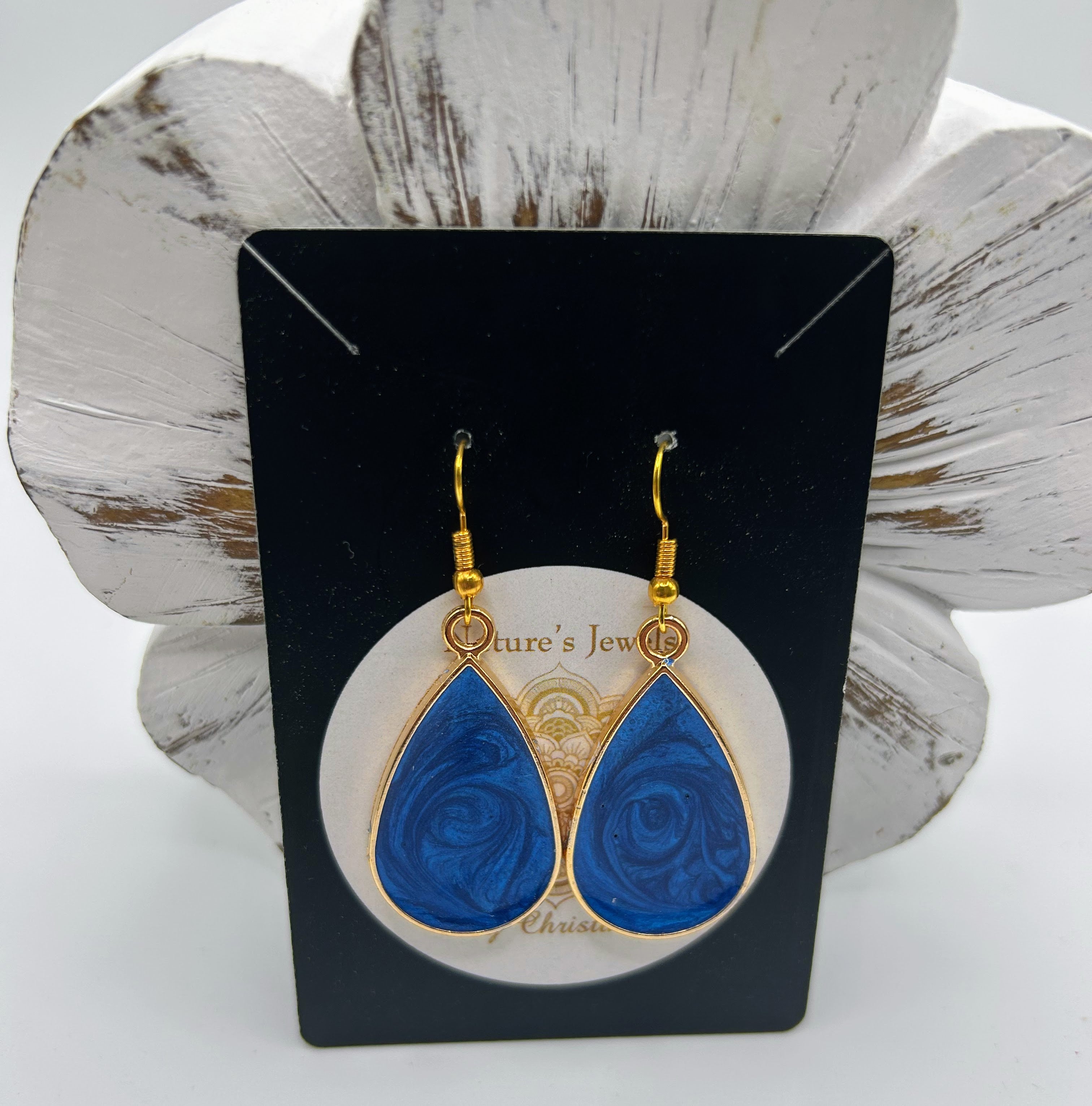 Saphire Teardrop